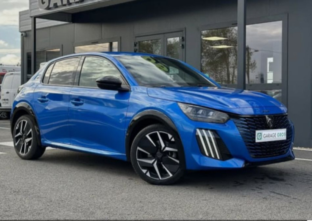 Peugeot 208 model 2024 le mois 10